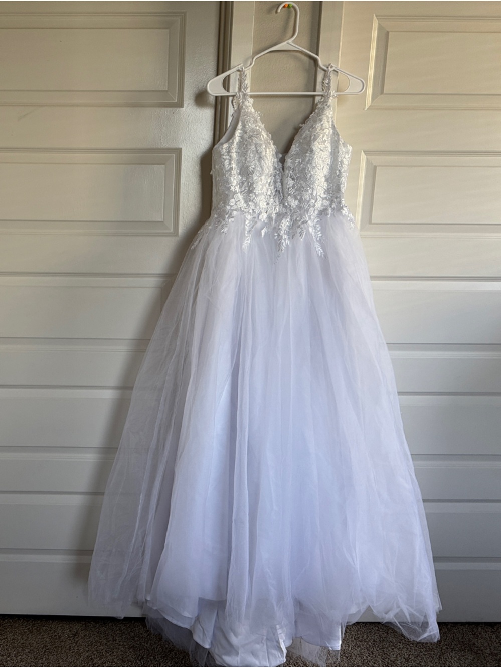 White Tulle Wedding Dress with Lace Bodice size 10